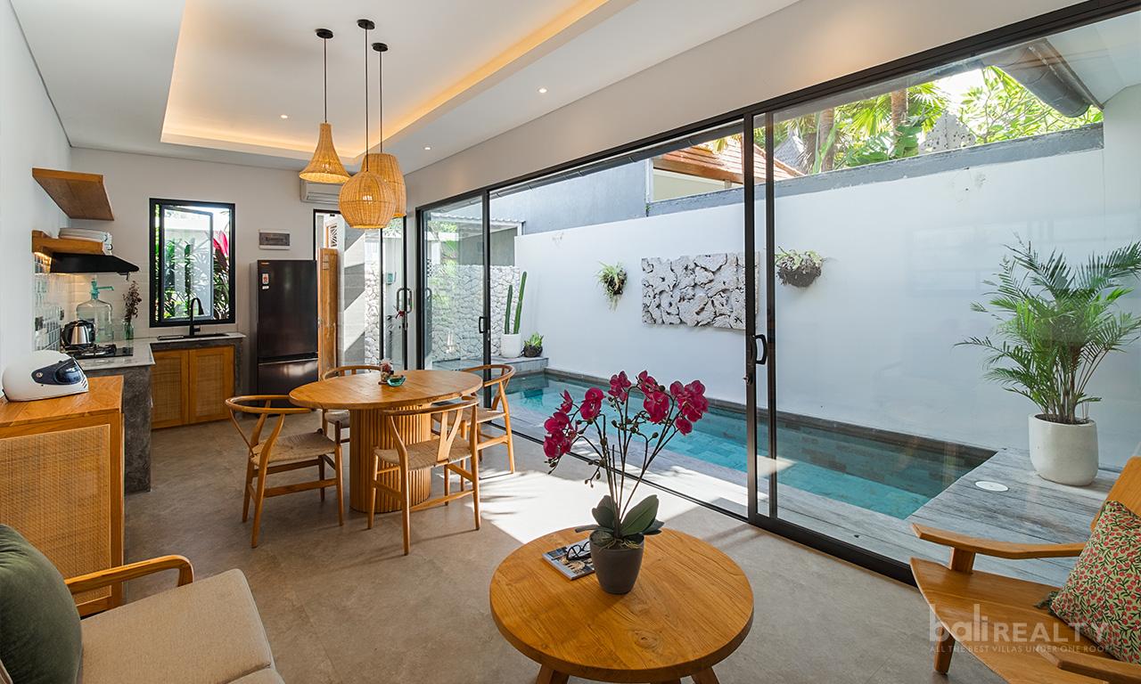 Chic & Affordable: Yearly Rental Two-Bedroom Villa Near Pererenan Beach — photo 5