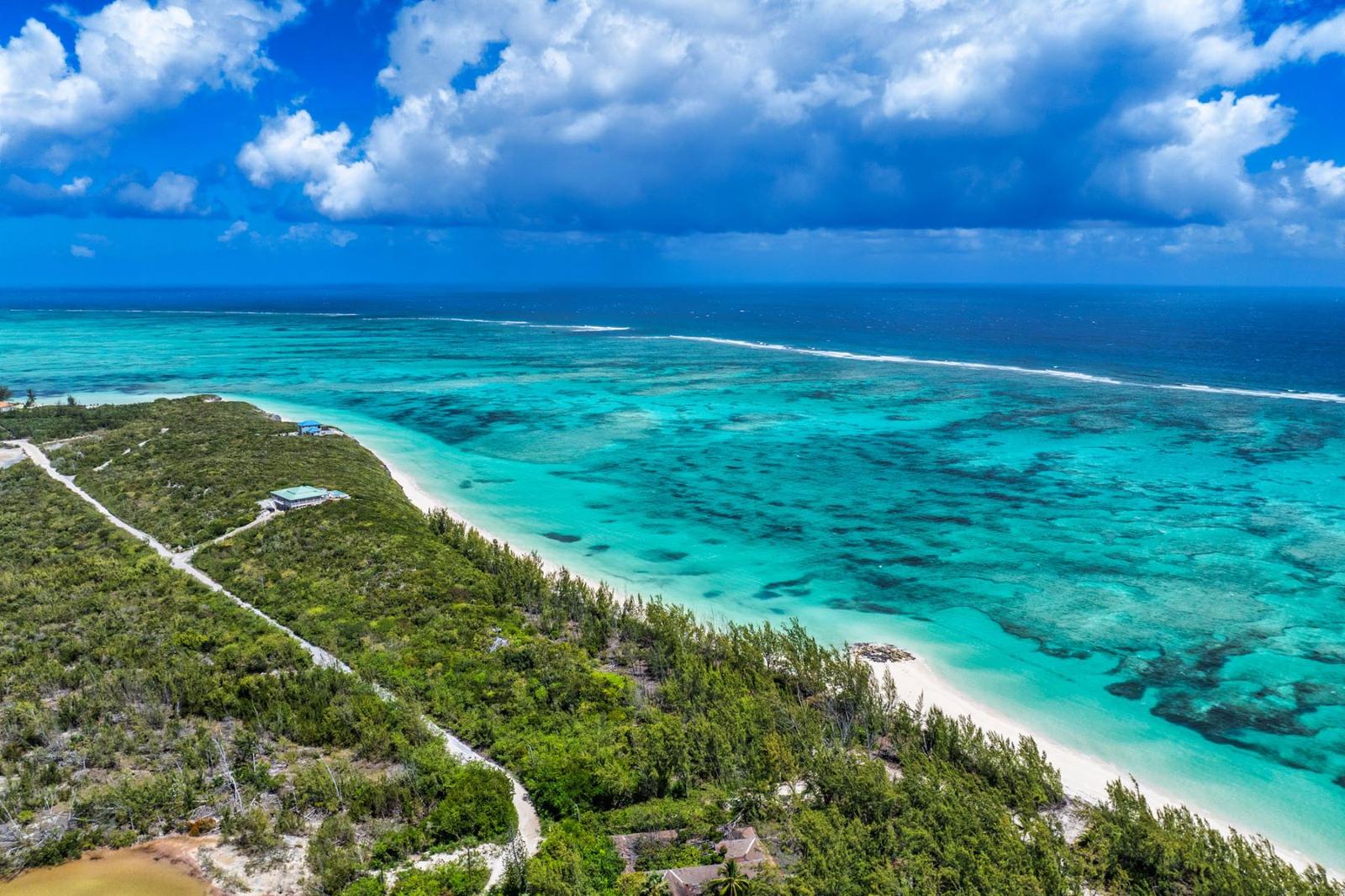 Development Beachfront Land North Caicos - 1.83 Acres - 470 Feet Frontage — photo 5