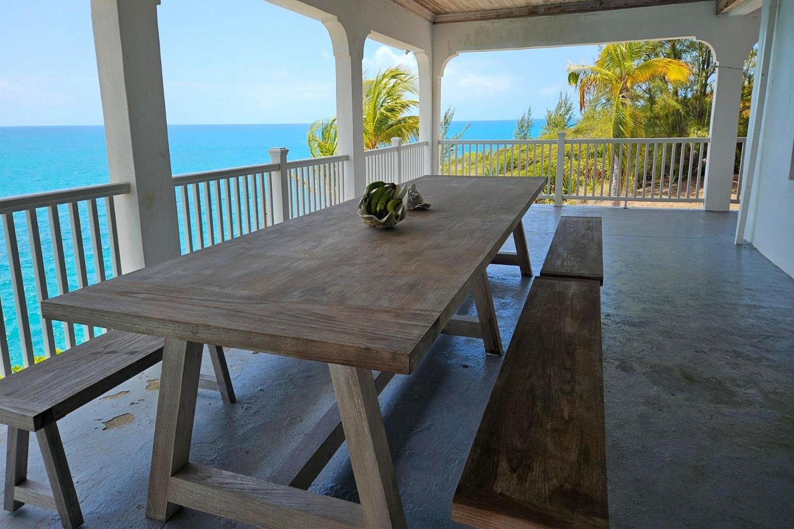 3 Bedroom Residence for sale on LAZY SHORE ROAD in Eleuthera, The Bahamas — photo 2