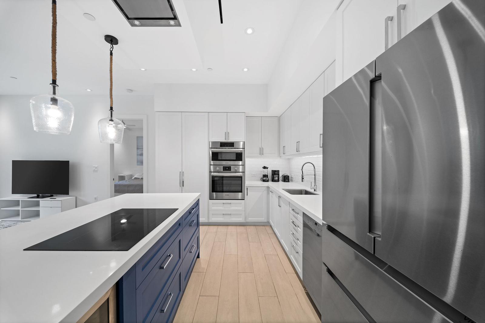 OLEA 412 - GROUND FLOOR TWO BEDROOM CONDO — photo 3