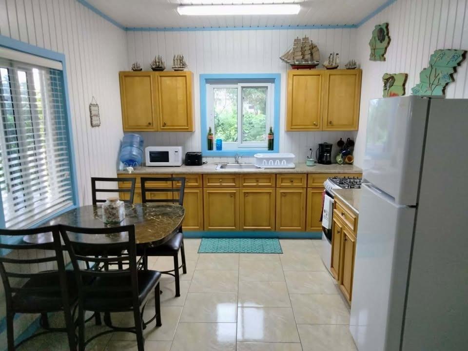 CASTAWAY COTTAGE — photo 4