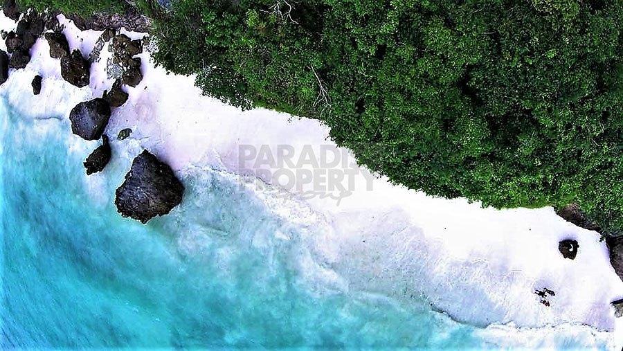 7287m2 Of Beautiful Absolute Beachfront Land On The Developing Island Of Sumba (West Sumba) — photo 5