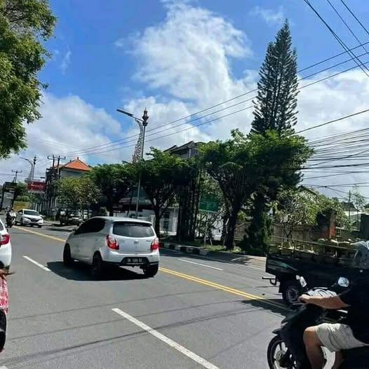 Land lot for sale in Denpasar — photo 1