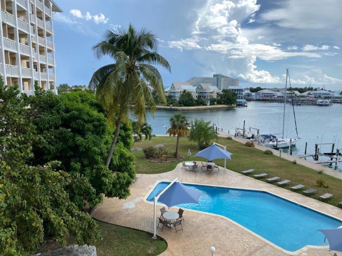 Harbor House Towers 1BR Ocean View Condo at King's Rd, Freeport, The Bahamas — photo 3
