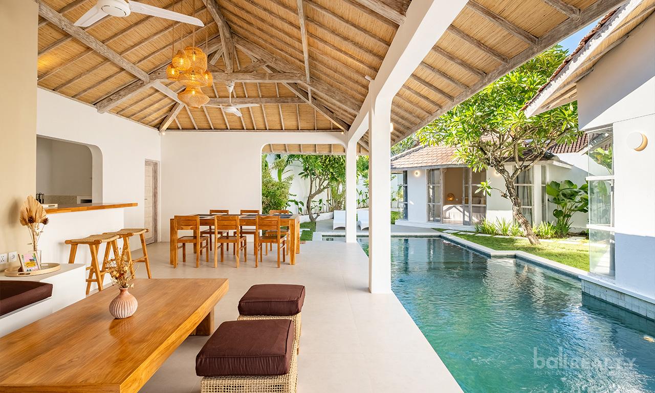 Newly Renovated 3 Bed Seminyak Holiday Investment Villa with Long Lease - 2554 — photo 4