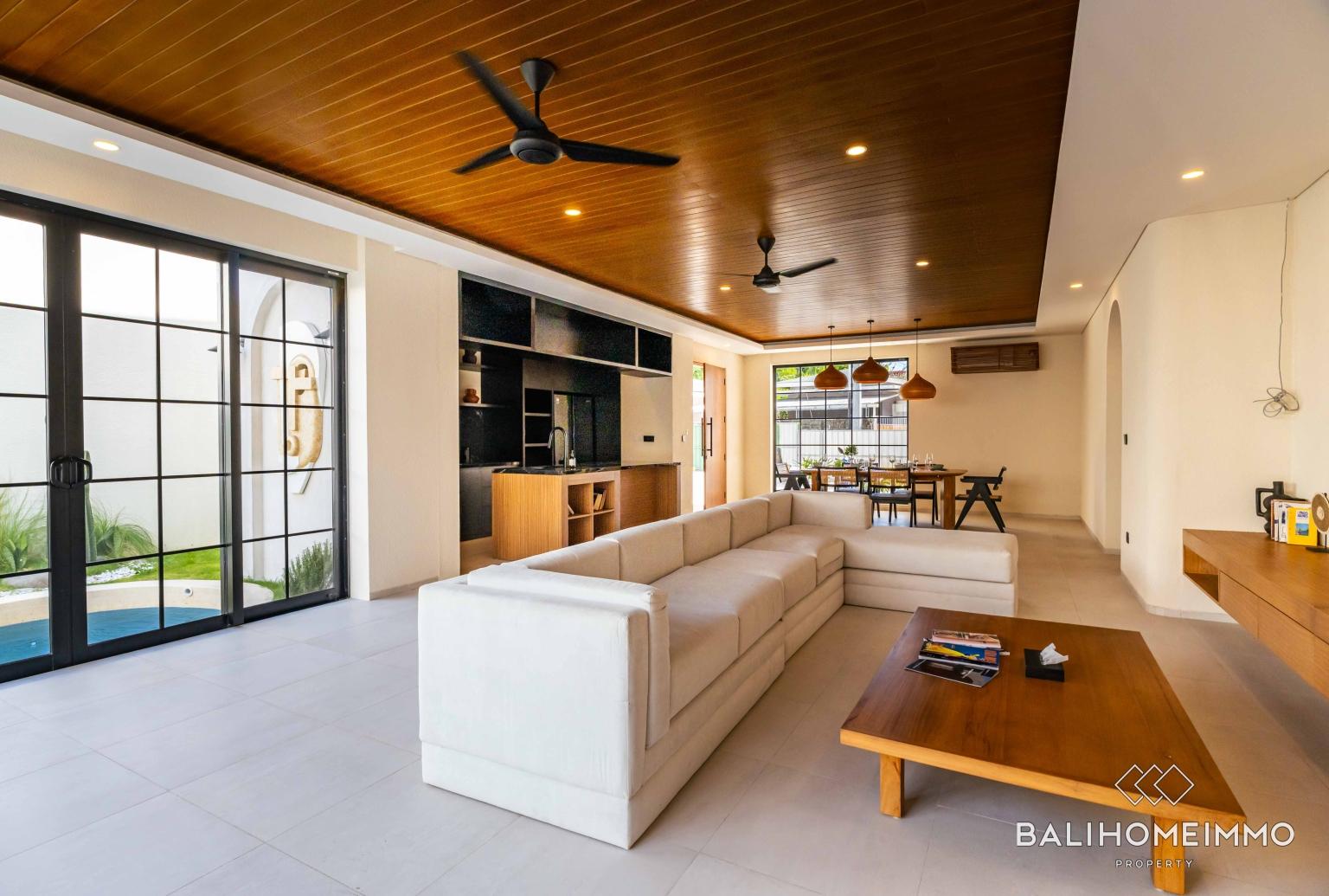 Brand new Luxury 3 Bedroom Villa for Sale and Rent in Berawa Canggu Bali — photo 3