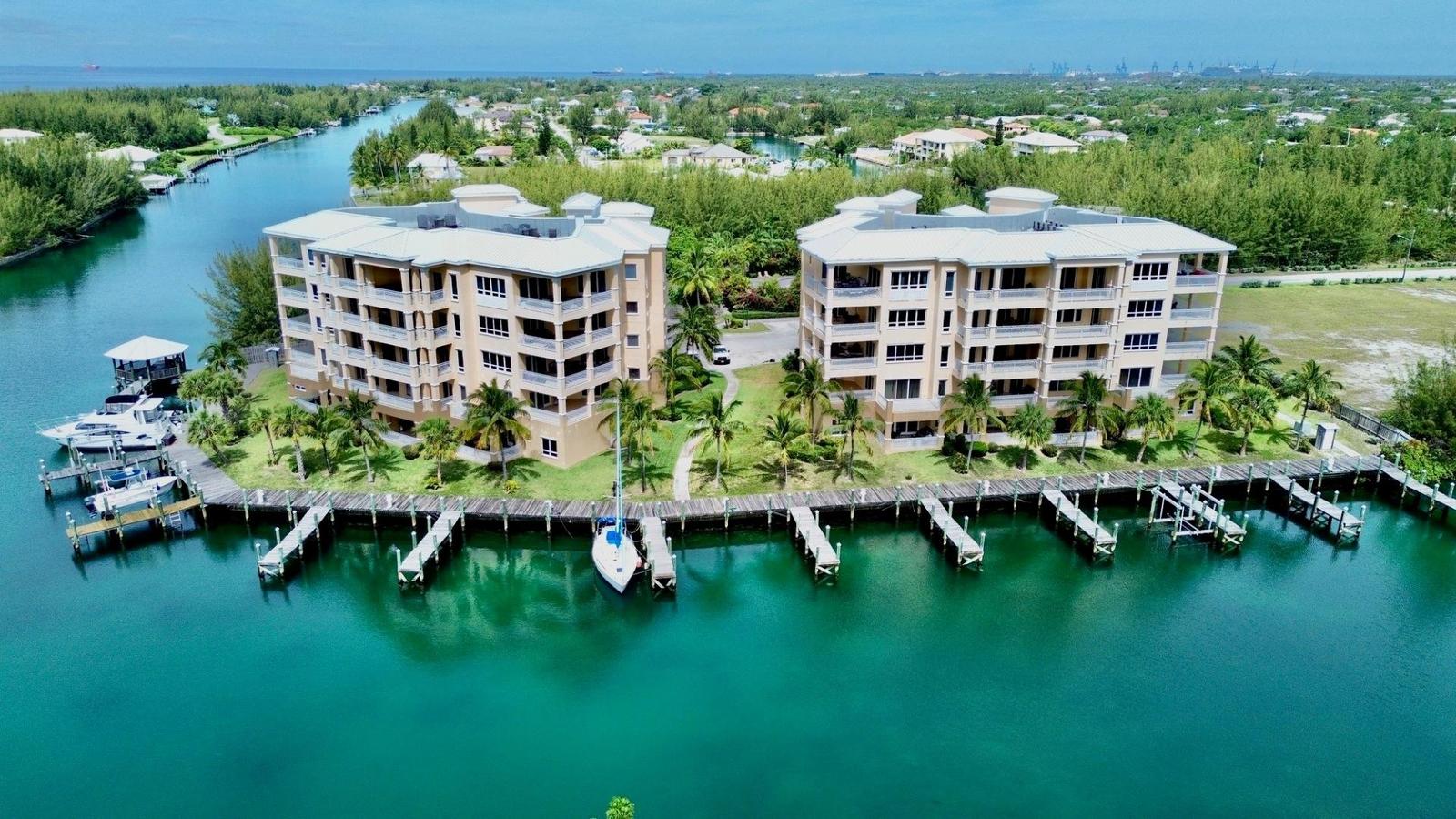 1 bedroom Apartment for sale — SUFFOLK COURT in Grand Bahama, The Bahamas — photo 1