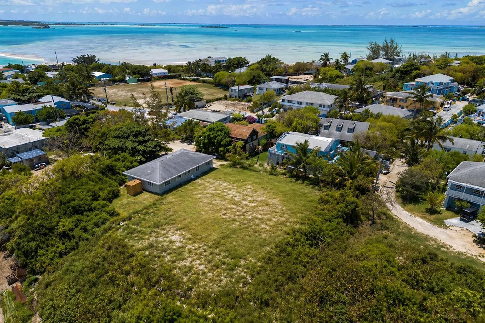 HILLTOP OCEAN & BAY VIEW — photo 1