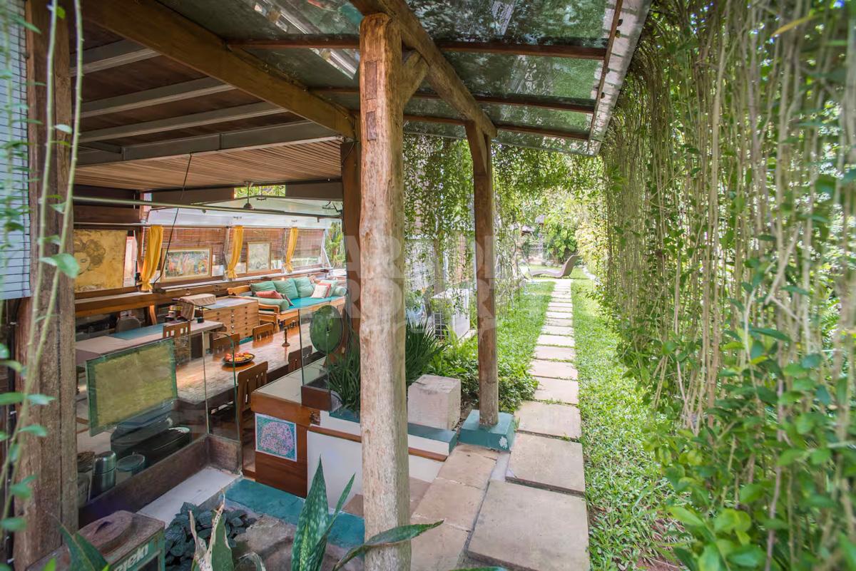 Artist's Garden Retreat Villa for Monthly Rent in Seminyak/Canggu — photo 3
