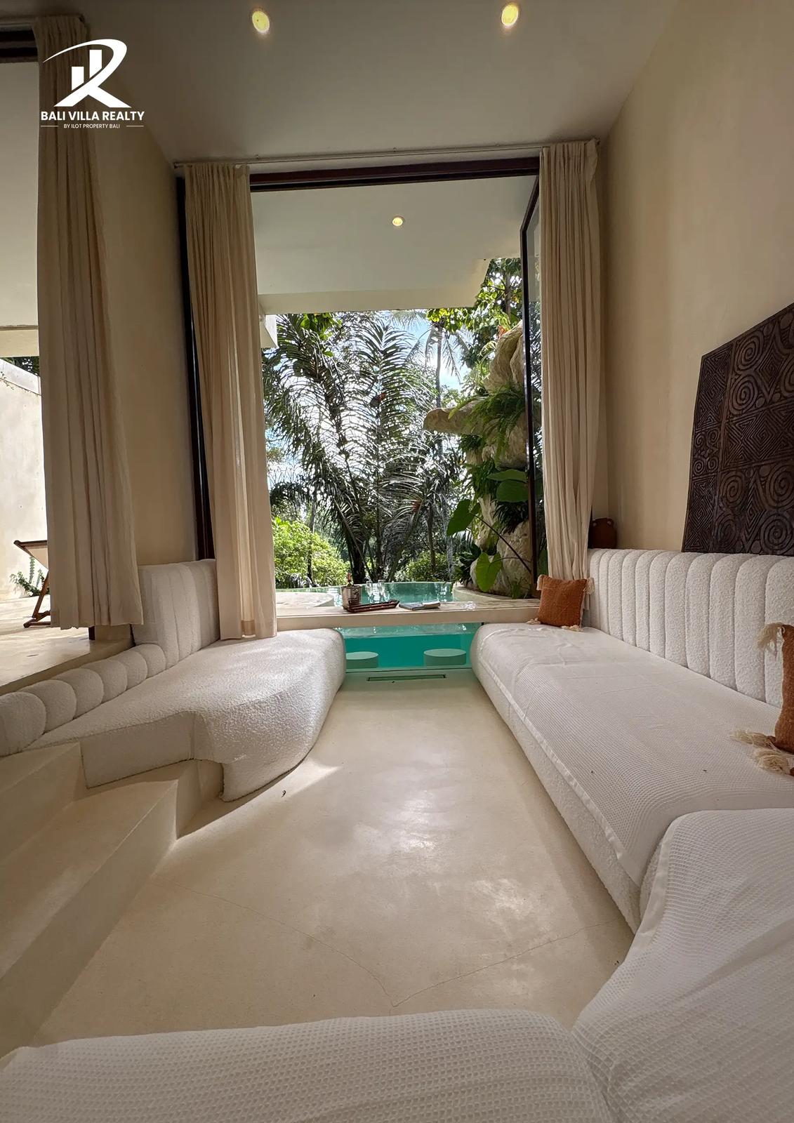 3 Bedroom Villa for sale (Leasehold) — Modern 3 BR Jungle Cliff Villa in Kedungu — photo 3