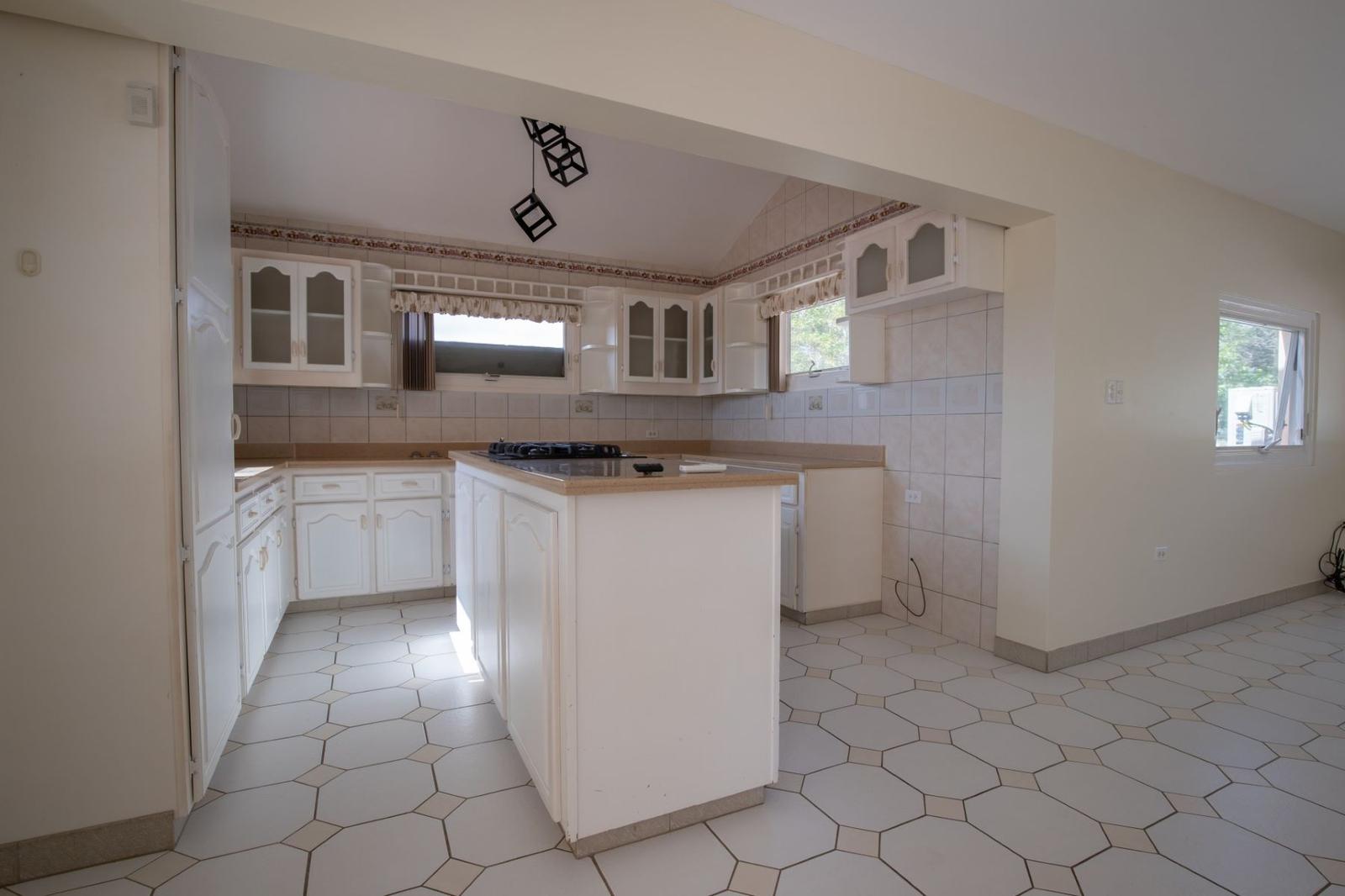 4-bedroom villa in Alto Vista, Aruba with ocean views — photo 3