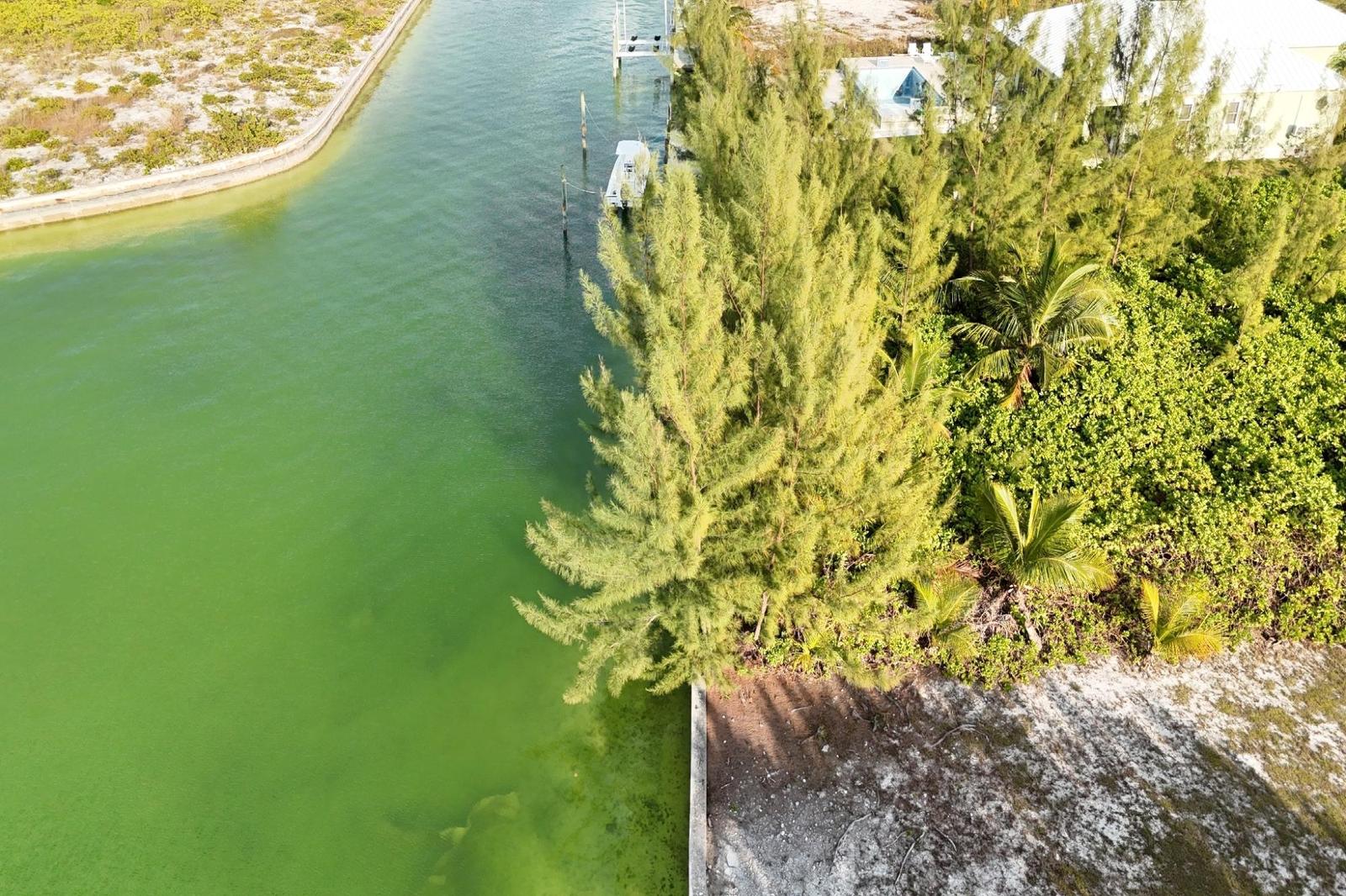 Lot 13, Bay Canal Lot 13 Galleon Dr in Abaco Islands, The Bahamas — photo 4