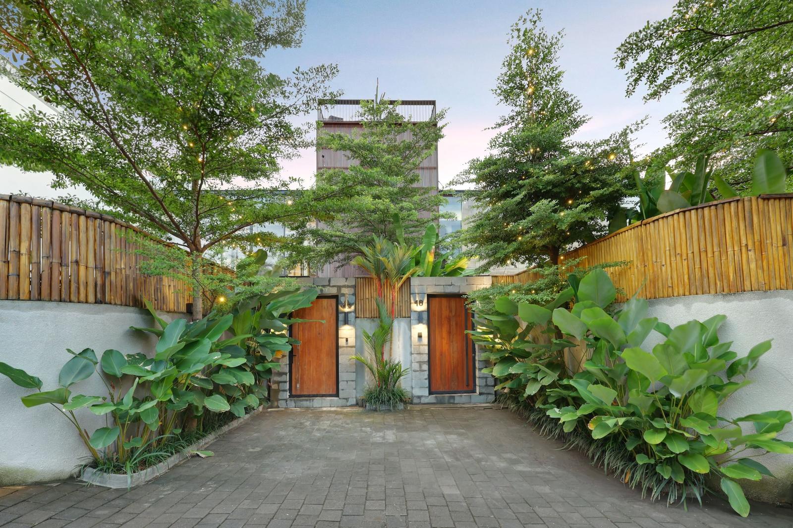 Aquamarine I - 2-4 Bedroom Apartments in Canggu, Bali — photo 1
