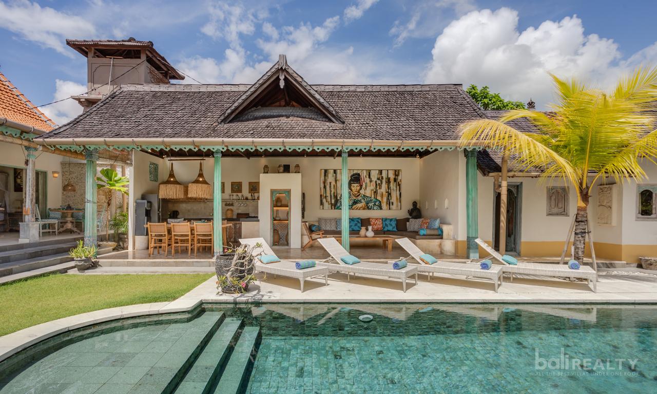 Beautiful Balinese Bohemian Three-Bedroom Villa in Seminyak – Drupadi area - 2953 — photo 1