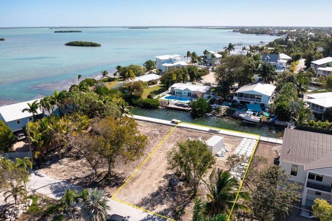 Sugarloaf Shores 0.18 Acre Waterfront Lot — photo 5