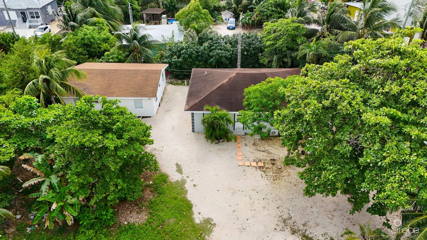 Multi Family Bodden Town in the Cayman Islands — photo 2