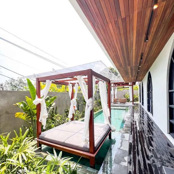 4-bedroom villa in Badung — photo 1