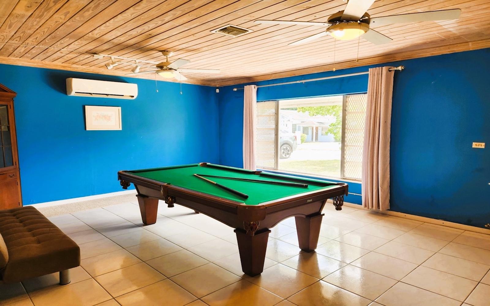 3 Bedroom Home for Sale, Highland Park, New Providence, Bahamas — photo 4