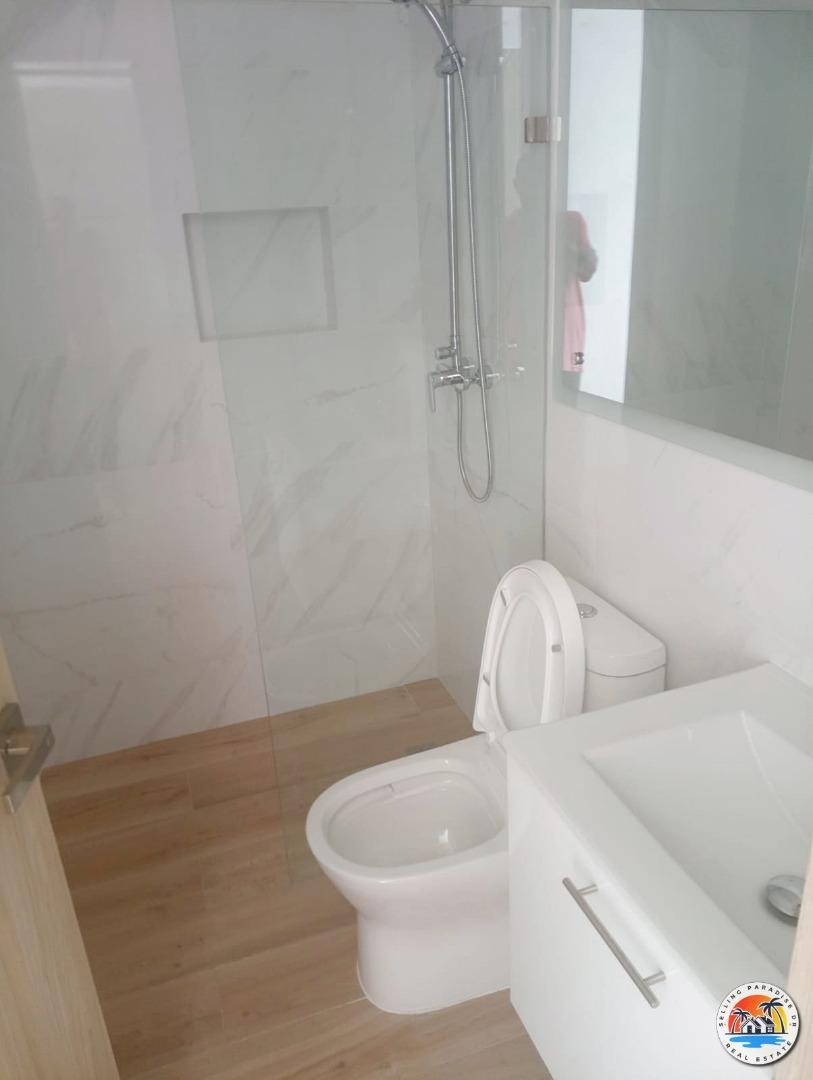 3 Bedroom Plus Service Quarters Condo with Lagoon Beach Access — photo 5