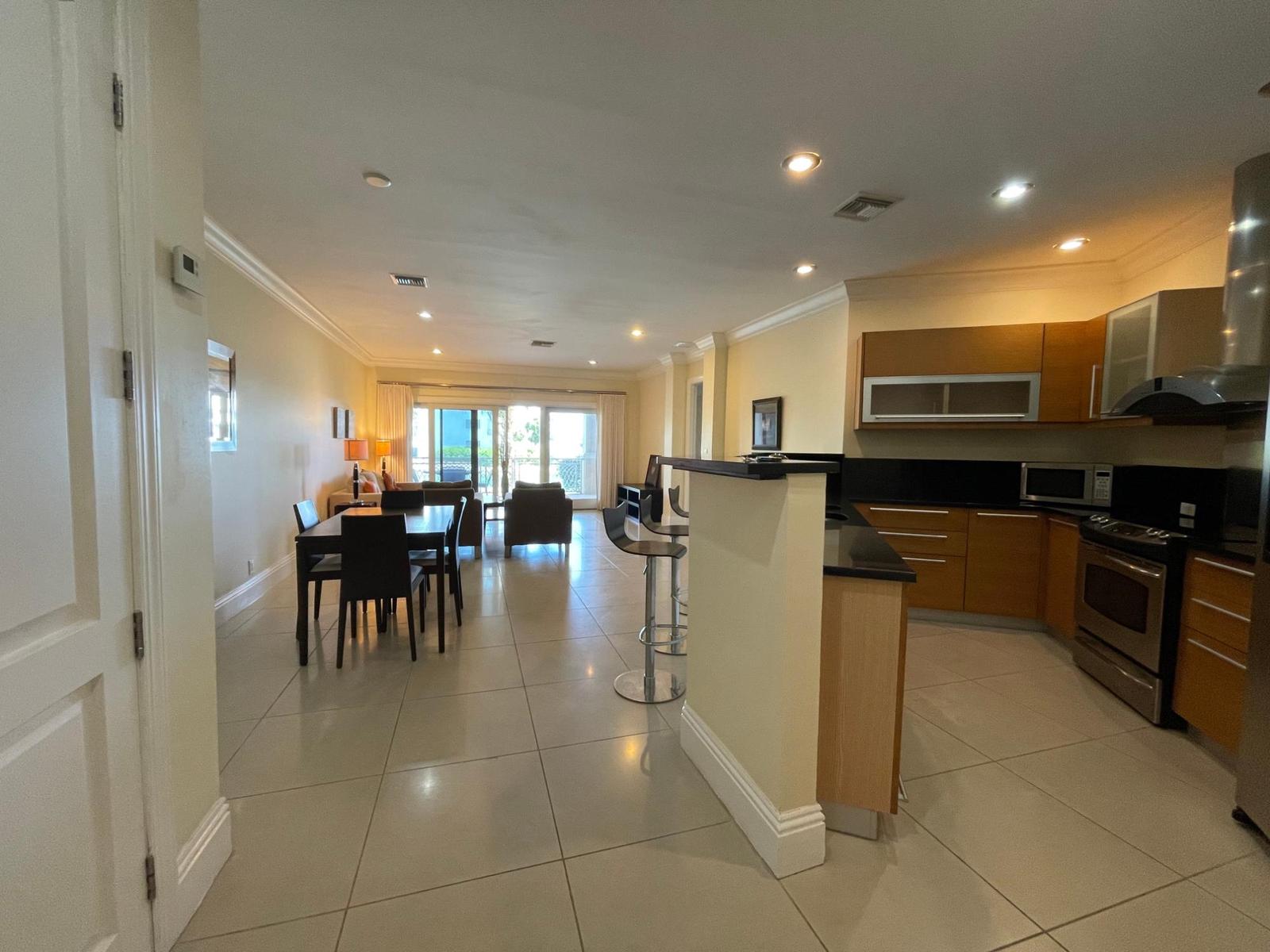 1 bedroom Apartment for sale — SUFFOLK COURT CONDOMINIUM in Grand Bahama, The Bahamas — photo 2
