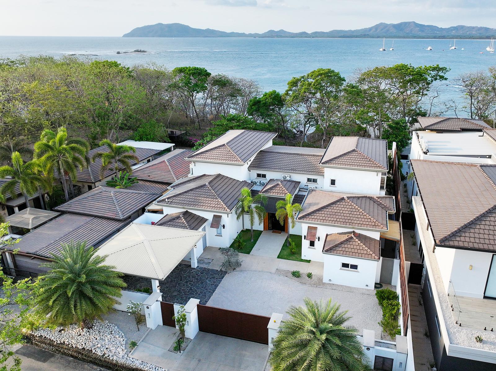6 Bedroom Beach House for Sale, Punta San Francisco, Langosta, Tamarindo, Guanacaste, Costa Rica — photo 4