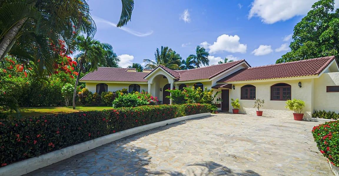 5 Bedroom Luxury Oceanfront Villa for Sale, Sea Horse Ranch, Cabarete, Dominican Republic — photo 4