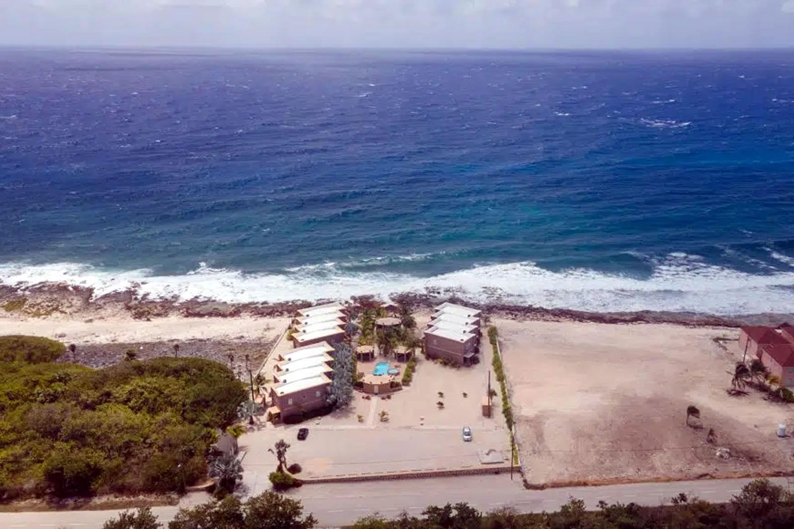 Cayman Brac Residential Lot In The Bight — photo 1
