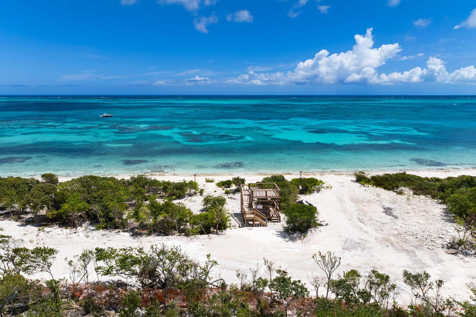 3-bedroom house in Blue Mountain, Turks and Caicos Islands — photo 4