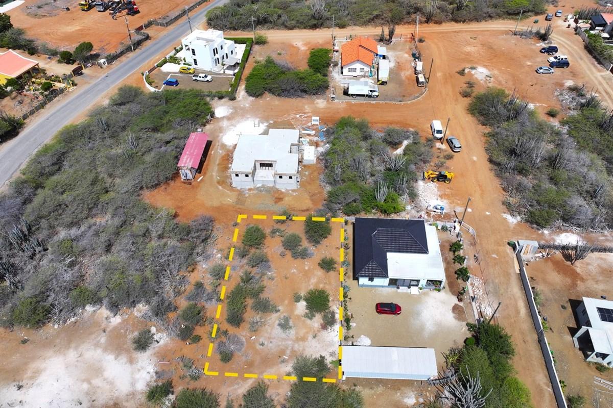 600 sqm Residential Building Land for Sale in Bonaire — photo 2