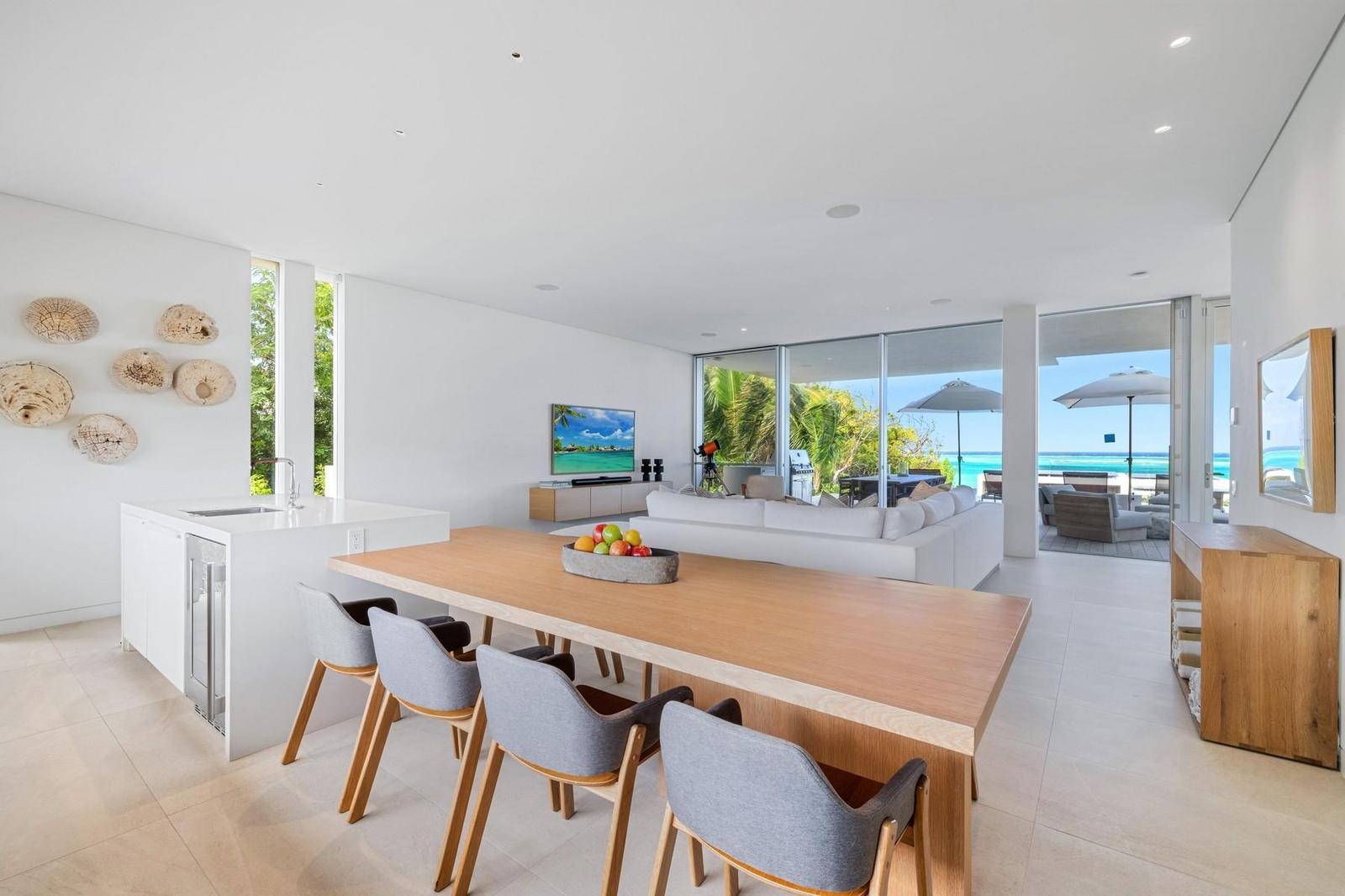 VILLA 15-BEACH ENCLAVE NORTH SHORE — photo 4