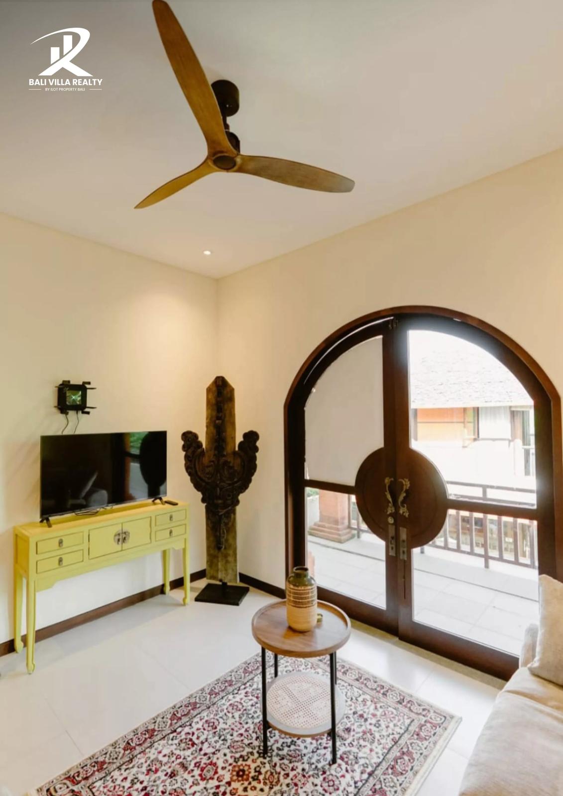 Grand 5BR Traditional Estate in Canggu for Monthly Rental — photo 2