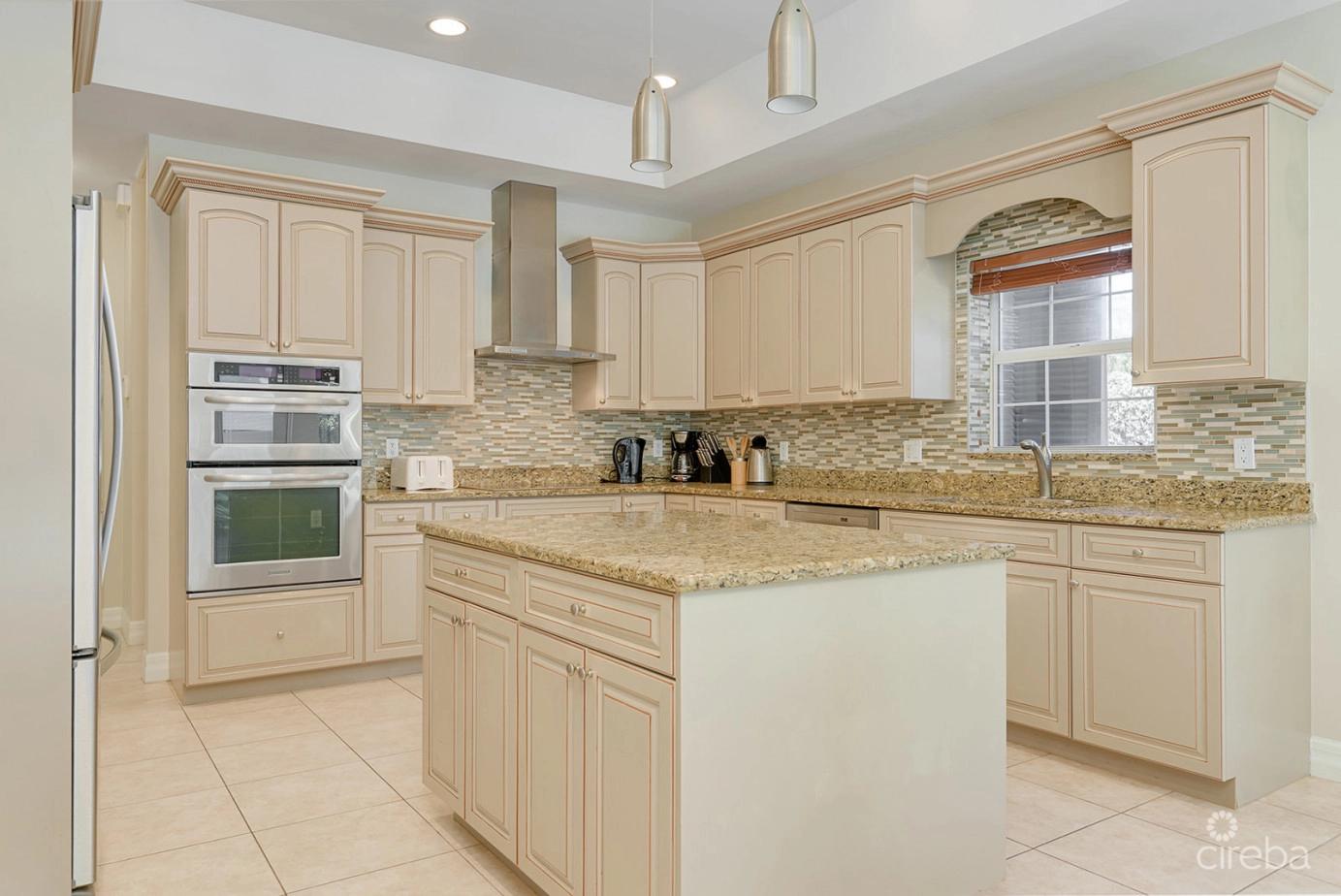 4 bedroom property for sale in South Sound, Cayman Islands — photo 3