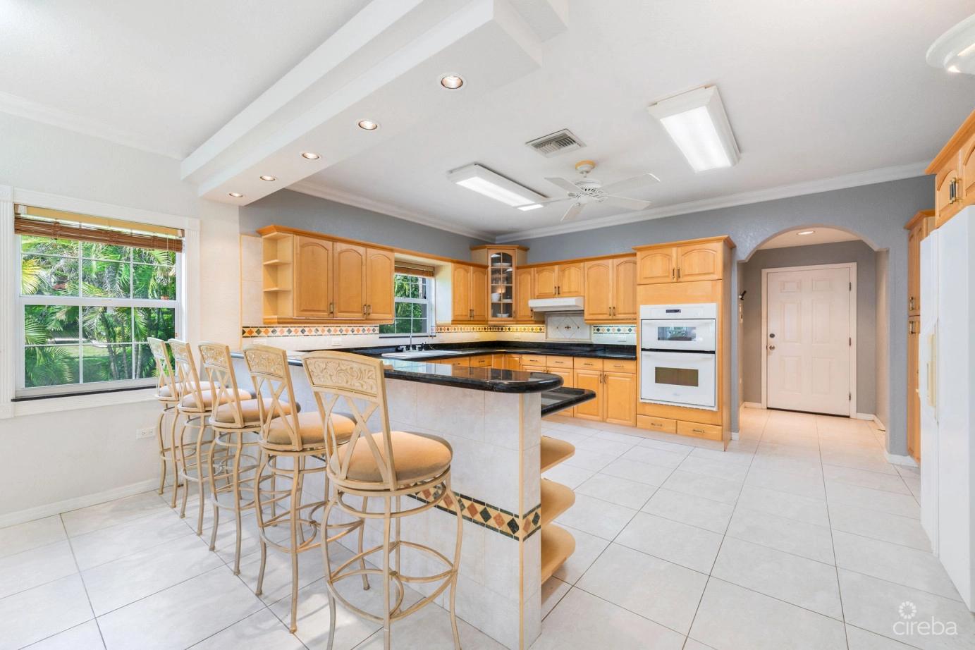 4 Bedroom Single Family Home for Sale in Cayman Islands — photo 2
