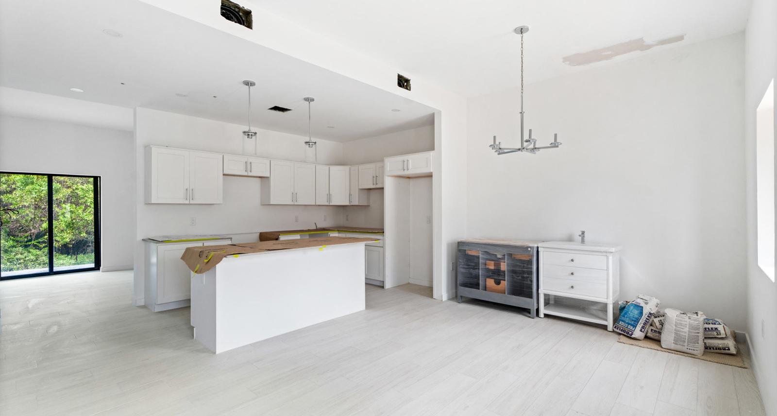 Freehold - Presenting Hilton Estates — photo 2