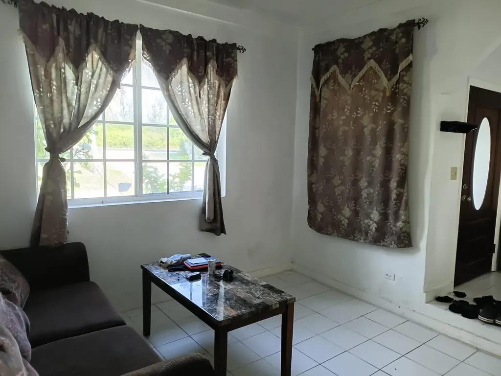 3-bedroom house in Congo Town — photo 3