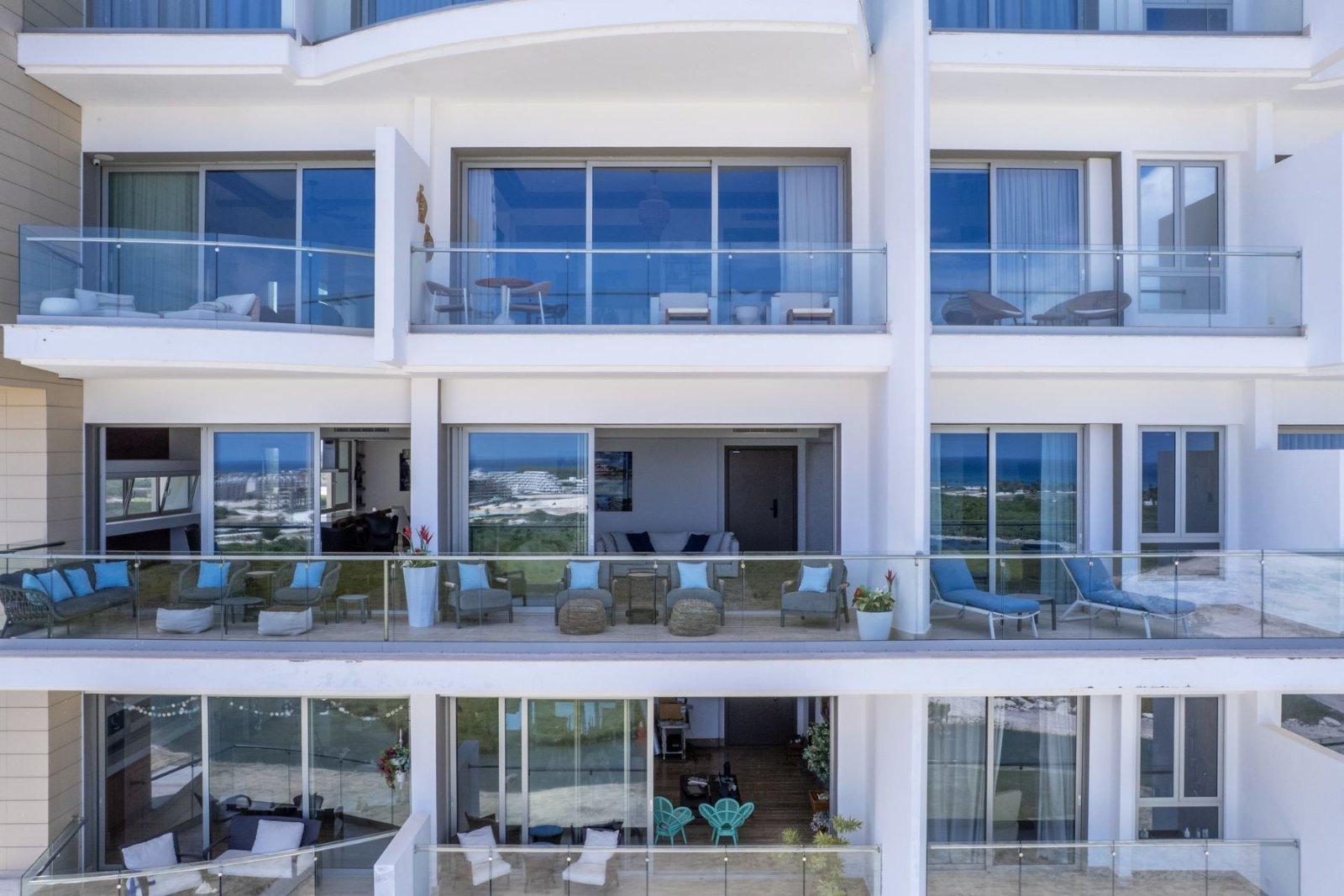 4-bedroom condo in Cap Cana with ocean view — photo 2
