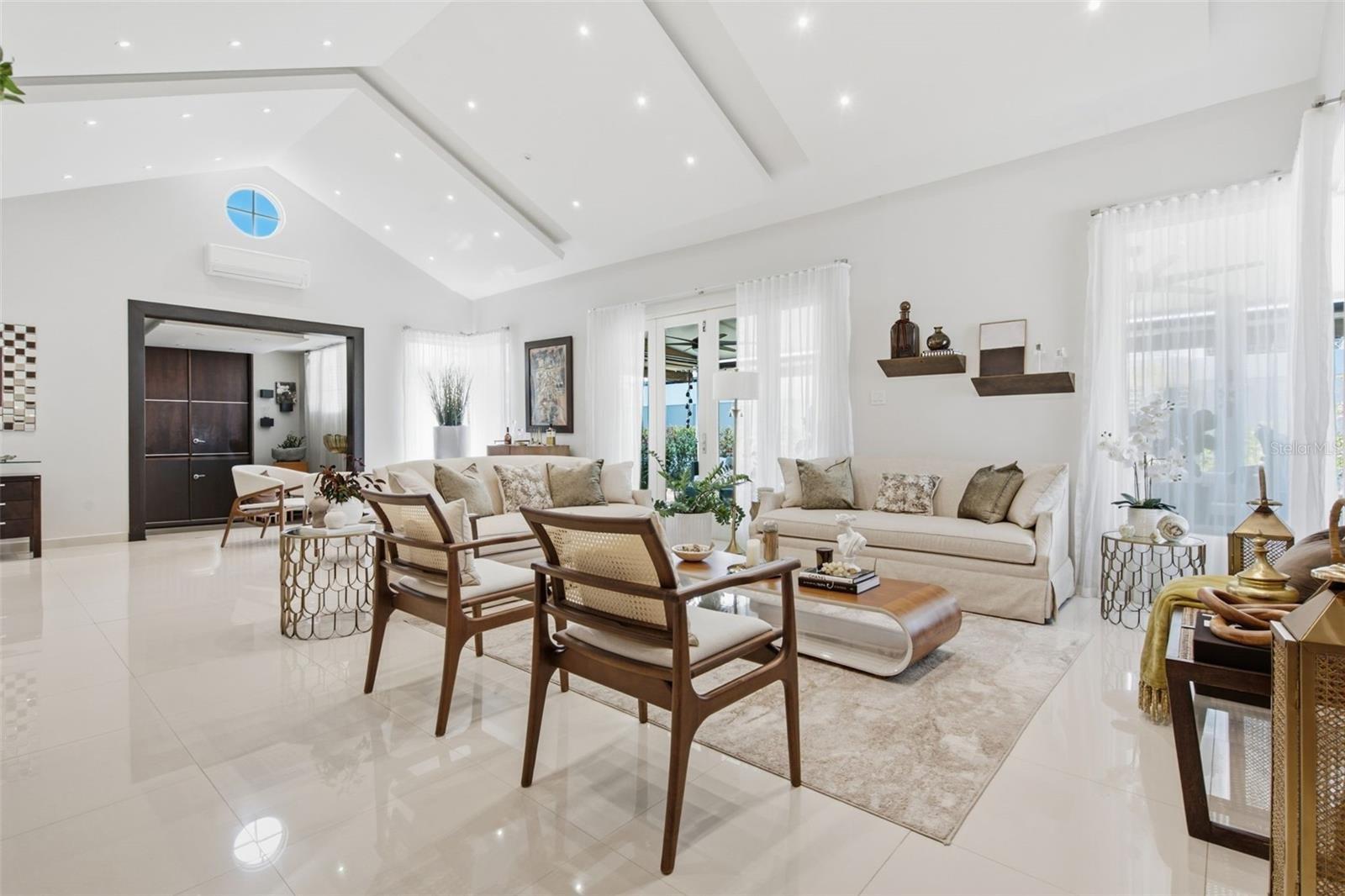 4 Bedroom Home for Sale, Camino de los Juncos, Sabanera Dorado, Dorado, Puerto Rico — photo 5