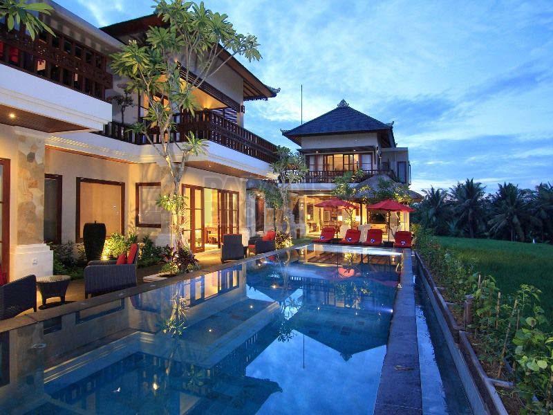 Spectacular Location Near Ubud Luxurious 4 Bedroom Villa — photo 1