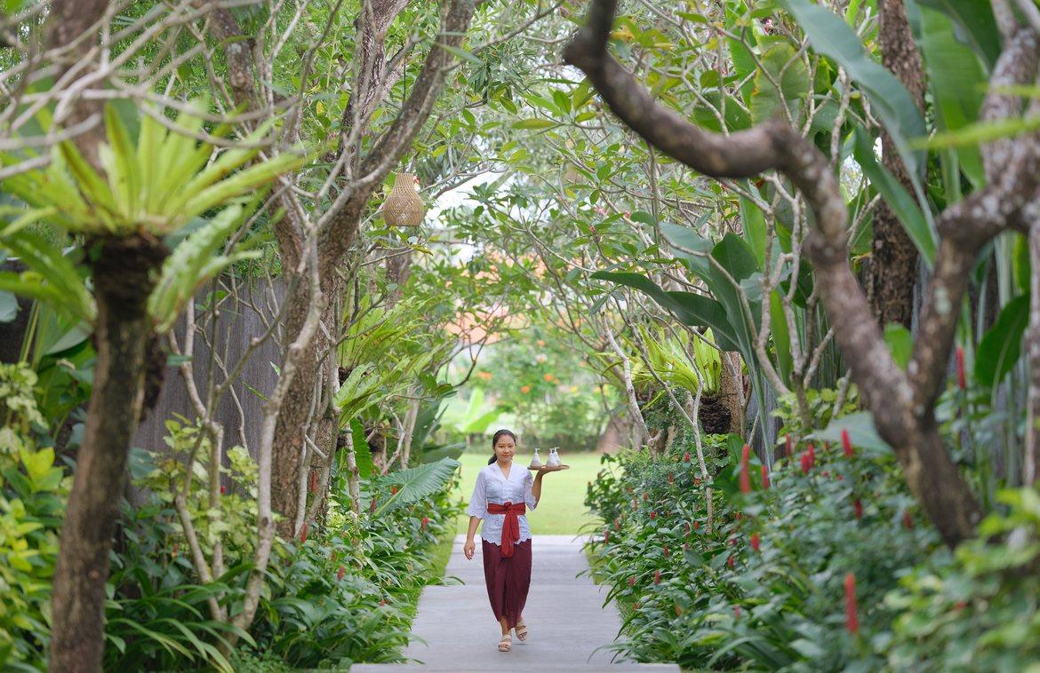 Contemporary Balinese Villas in Seminyak gated estate — photo 5