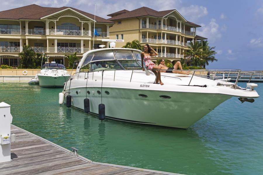 2 Bedroom Luxury Residence 814 for Sale, The Landings, St Lucia — photo 2