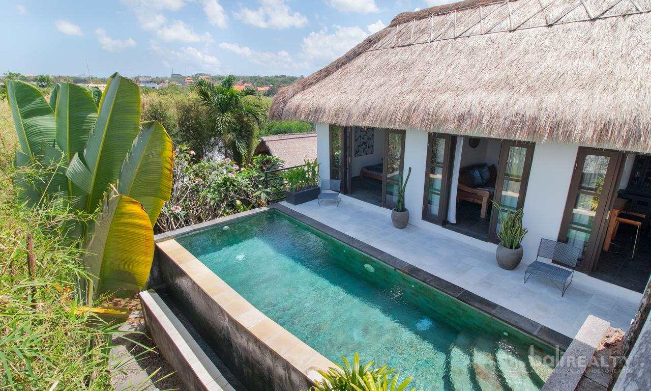 Tropical Vibe Two-Bedroom Villa with Hut in Ungasan Hills — photo 3
