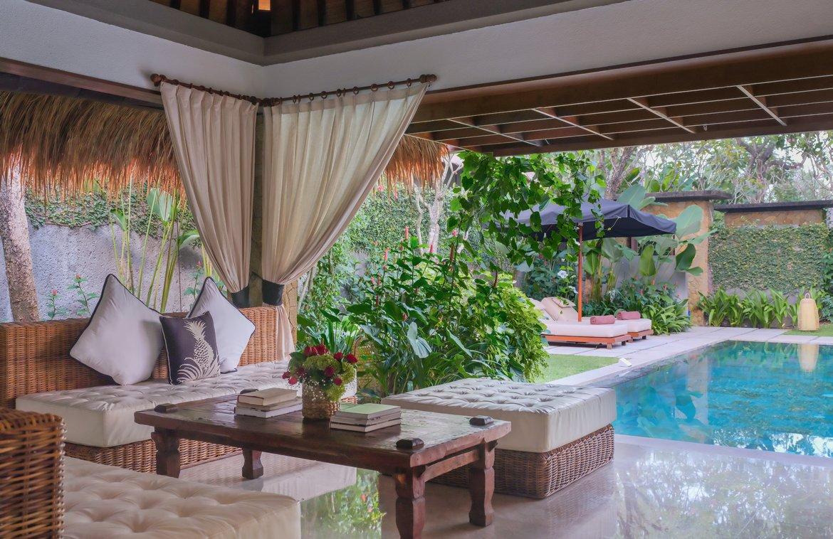 Contemporary Balinese Villas in Seminyak gated estate — photo 2