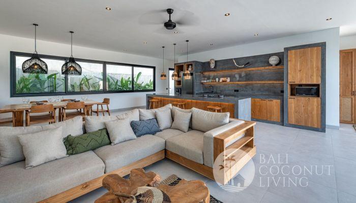 A CHARMING 2 BEDROOMS VILLA IN TUMBAK BAYUH FOR RENTALS — photo 3