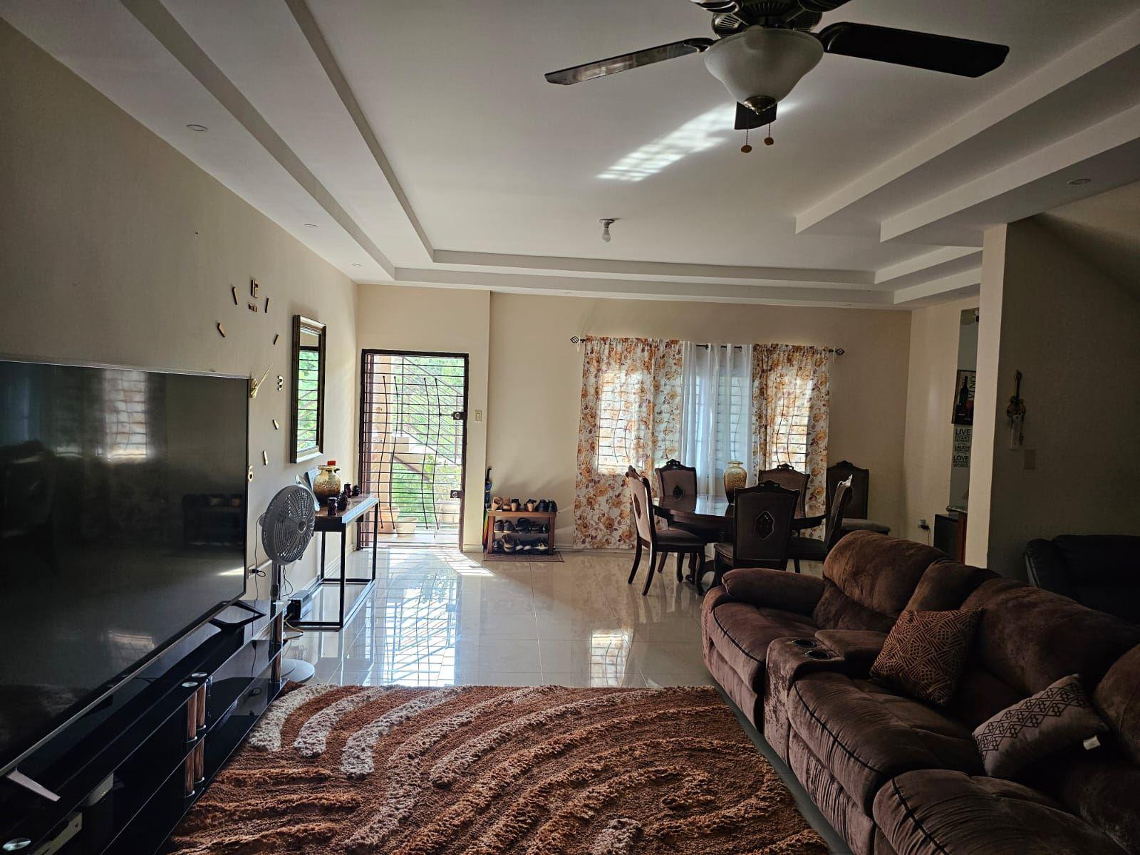 Modern, Spacious 3 Bedrooms 3 Bathrooms Apartment for Sale — photo 3