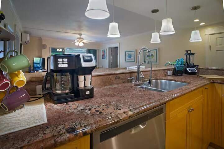 4 bedroom Condominium for sale in St. Thomas, VI — photo 4