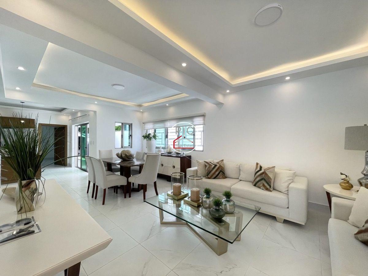 Premium Three-Story Residence in the Bayardo Gated Community — photo 2