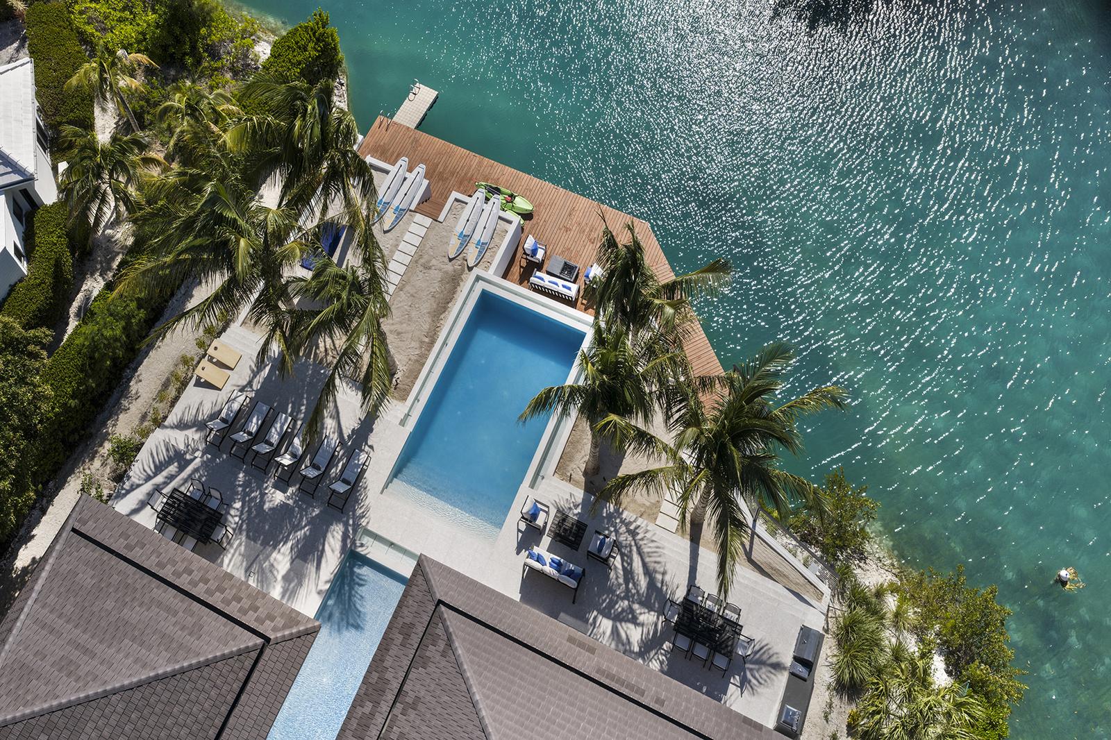 5-bedroom canal-front villa in Leeward, Providenciales — photo 3