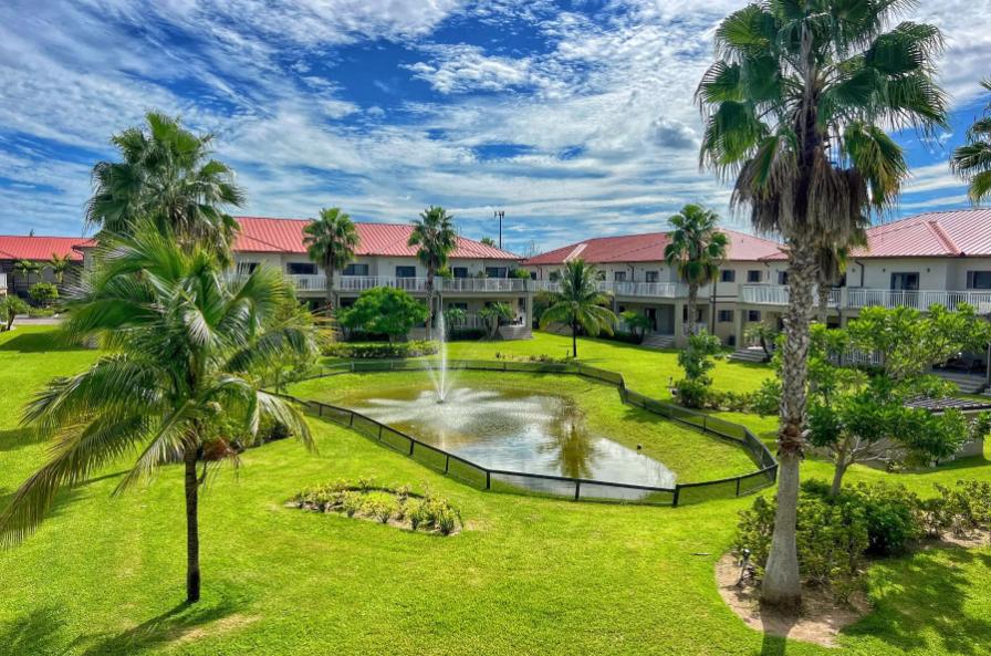 Venetian West Nassau 2BR Charming Condo — photo 1