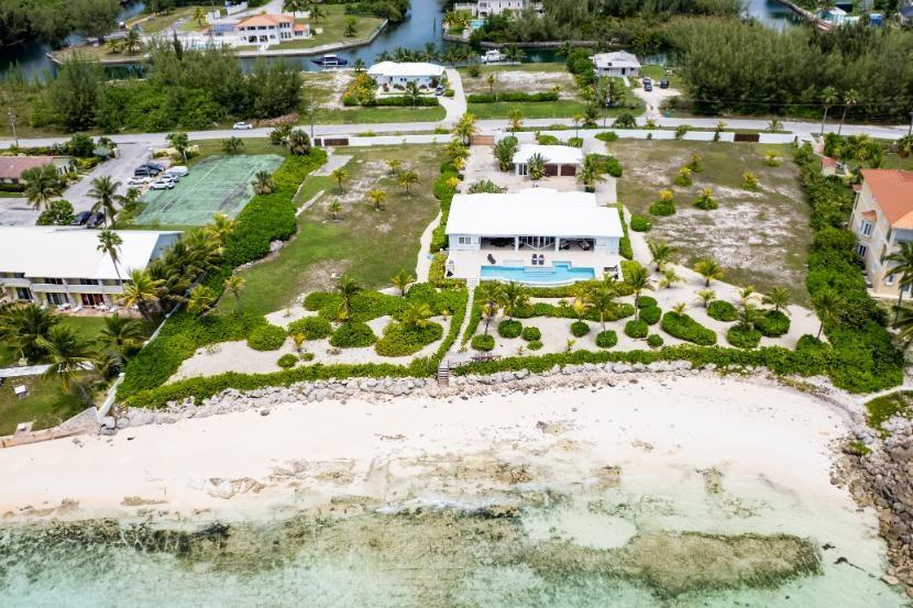 8 Bedroom Residence for sale in GOLDENEYE – PORT OF CALL, Grand Bahama — photo 4