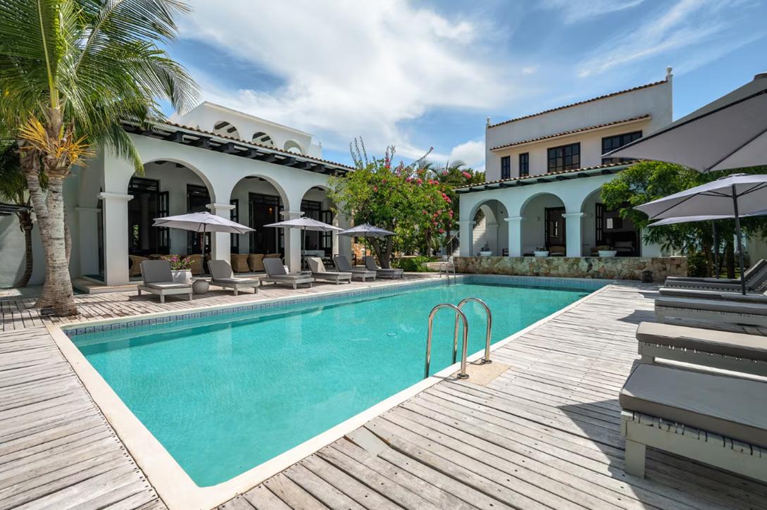 Raes Tulum 9-bedroom villa in Tulum — photo 1